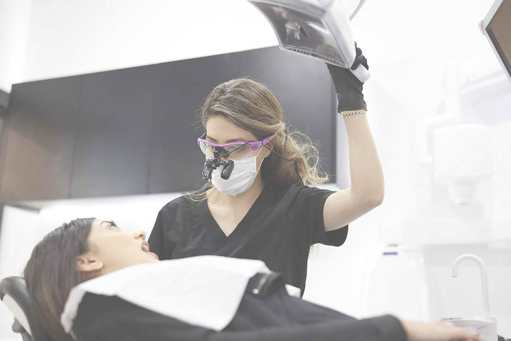 https://www.luxdental.com.au/wp-content/uploads/2021/04/services4-70.jpg